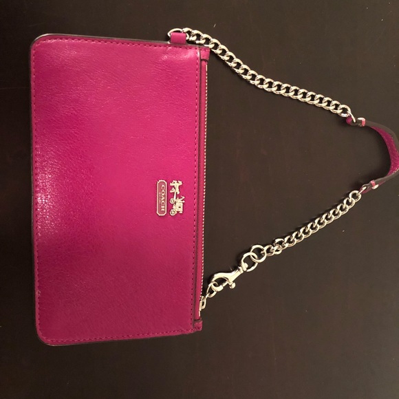 Coach Handbags - Coach Wristlet